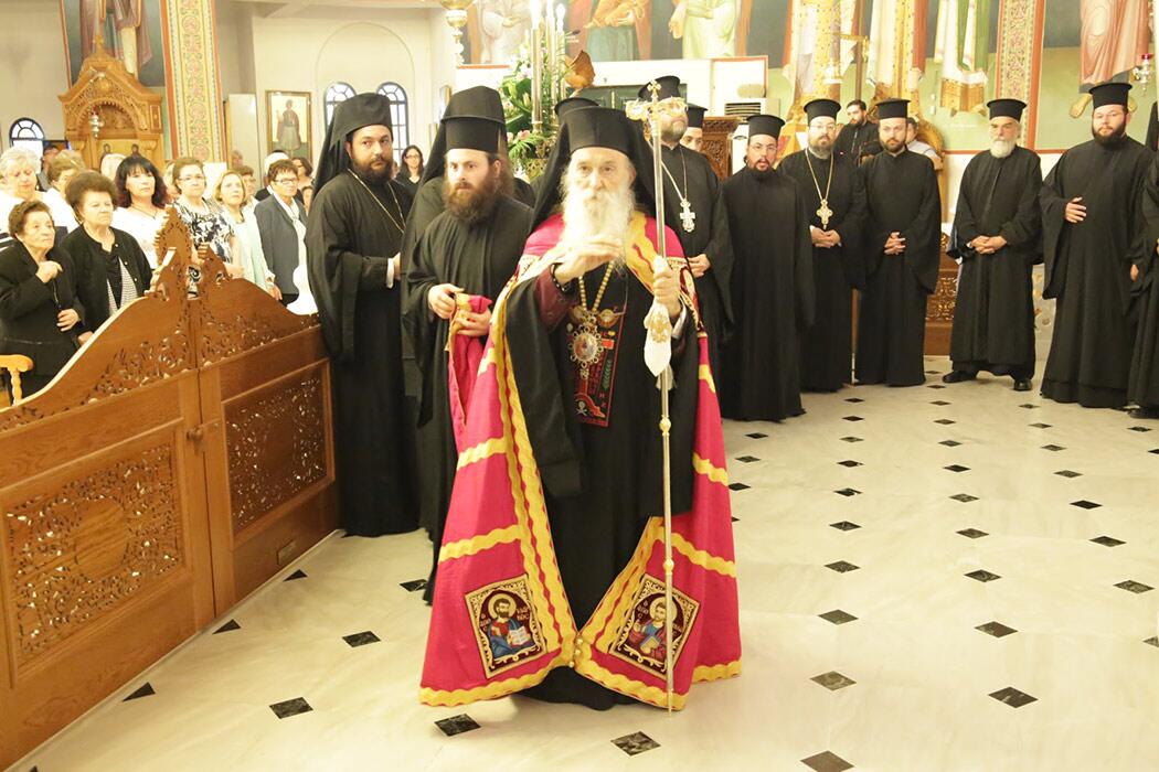 Εσπερινός στον πανηγυρίζοντα Ιερό Ναό της Αγίας Τριάδας Άνω Γλυφάδα