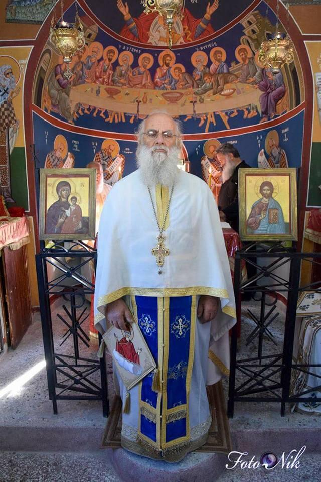Θεία λειτουργία στο υπέροχο εξωκκλήσι του εν Χώναις θαύματος του Αρχαγγέλου Μιχαήλ στο στρατόπεδο του Μανταμάδου