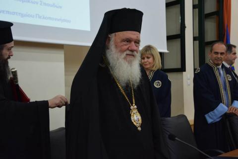 Αρχιεπίσκοπος Ιερώνυμος: Επίτιμος Διδάκτορας του Πανεπιστημίου Πελοποννήσου