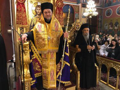 Λάρισα: Κοσμοπλημμύρα στον τελευταίο Εσπερινό για την Αγία Ζώνη