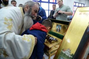 Χιλιάδες Πατρινοί υποδέχθηκαν τα Ιερά Λείψανα του Αγίου Σεραφεὶμ του Σάρωφ 