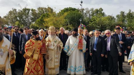 Κοσμοπλημμύρα στην Πάτρα για τον Πολιούχο Άγιο Ανδρέα-Μεγαλόσταυρος στον πρόεδρο της Δημοκρατίας