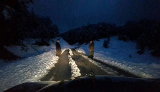 Χιονισμένη Θεία Λειτουργία στα Πριόνια Γρεβενών