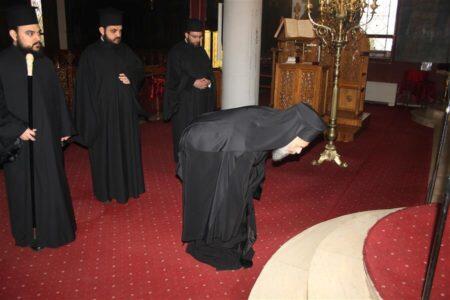 Καρδίτσα: Η ακολουθία των Προηγιασμένων Τιμίων Δώρων στον Ιερό Ναό Αγίου Νικολάου