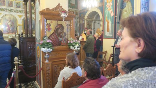 Άνδρος: Προηγιασμένη Θεία Λειτουργία στον Ναό Αγίου Νικολάου Γαυρίου