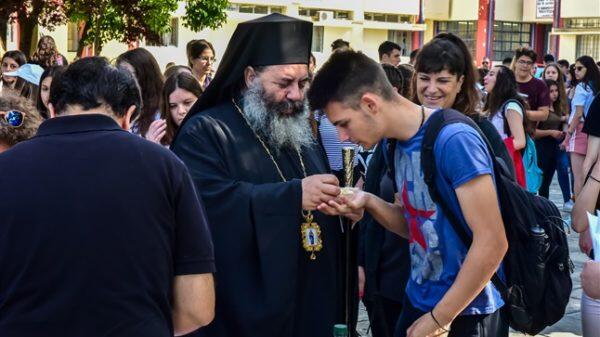 Επίσκεψη του Σεβασμιωτάτου Μητροπολίτου Ιωάννου στο Γενικό Λύκειο Λαγκαδά