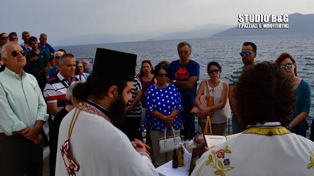Ναύπλιο: Εσπερινός και λιτανεία της Εικόνας στο γραφικό εκκλησάκι του Αγίου Νικολάου στην Καραθώνα 