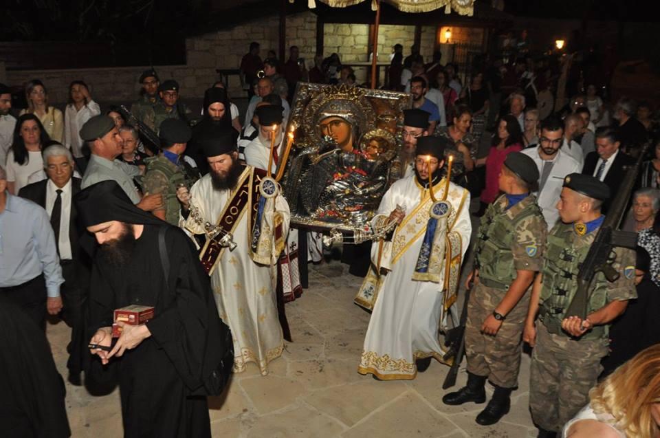 Αντίγραφο της Παναγίας Παραμυθίας από το Άγιο Όρος στην Επισκοπή Αμαθούντος
