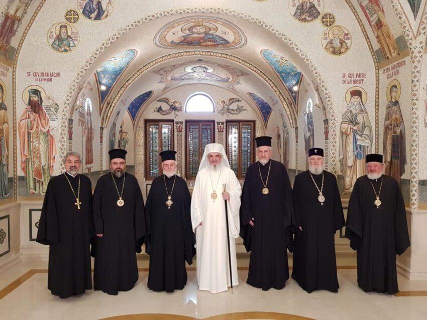Στον Πατριάρχη Ρουμανίας αντιπροσωπεία του Οικουμενικού Πατριαρχείου για Ουκρανικό ζήτημα