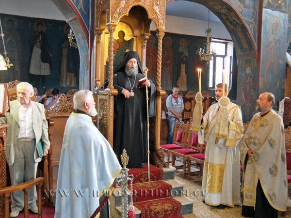 Ο Ιωαννίνων Μάξιμος σε Παλαιοχώρι Μπότσαρη, Πεδινή και Μπάφρα