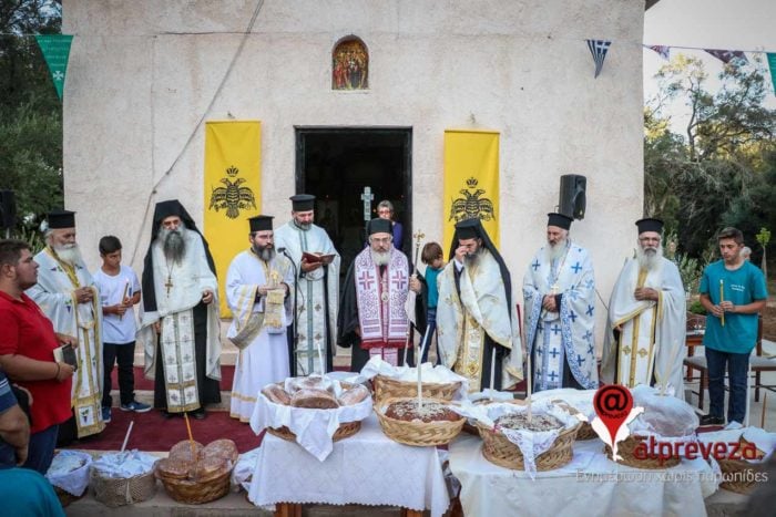 Πρέβεζα: Σε κλίμα συγκίνησης τα θυρανοίξια του νέου Ιερού Ναού των Αγίων Αποστόλων