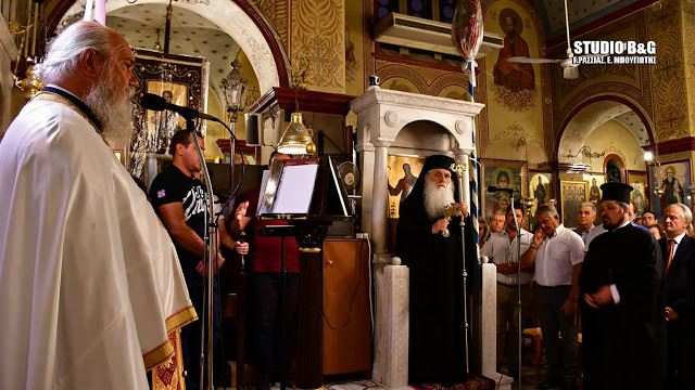 Η Νέα Κίος τιμά την προστάτιδά της Παναγίας Τριχερούσα