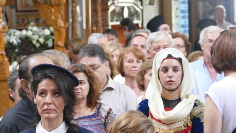 Λάρισα - Τώρα: Ιεράρχες και πιστοί προσέρχονται για το ύστατο χαίρε στον Μακαριστό Ιγνάτιο