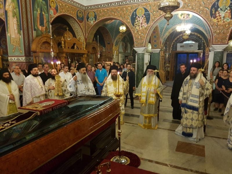 Ιερά Αγρυπνία με τον Όρθρο, την νεκρώσιμο ιερά ακολουθία και την Θεία Λειτουργία τελέσθηκε το βράδυ της 13ης Ιουλίου 2018 στον Μητροπολιτικό Ιερό Ναό του Αγίου Αχιλλίου, στη Λάρισα, ενώπιον του σκηνώματος του μακαριστού Μητροπολίτου Λαρίσης και Τυρνάβου κυρού Ιγνατίου. Αναλυτικά, επισημαίνεται ότι «στη Θεία Λειτουργία προεξήρχε ο Σεβασμιώτατος Μητροπολίτης Καστορίας κ. Σεραφείμ και μαζί του συνιερούργησαν οι Σεβασμιώτατοι Μητροπολίτες Μεγάρων και Σαλαμίνος κ. Κωνσταντίνος, Τρίκκης και Σταγών κ. Χρυσόστομος, Σταγών και Μετεώρων κ. Θεόκλητος, ενώ συμπροσευχήθηκαν οι Σεβασμιώτατοι Μητροπολίτες Δημητριάδος και Αλμυρού κ. Ιγνάτιος, ο και τοποτηρητής της χηρευσάσης Ιεράς Μητροπόλεως, Ζιχνών και Νευροκοπίου κ. Ιερόθεος, Κορίνθου κ. Διονύσιος, Σύρου κ. Δωρόθεος, Γλυφάδας κ. Παύλος, Νεαπόλεως κ. Βαρνάβας, πολλοί πατέρες και πλήθος του χριστεπωνύμου πληρώματος της τοπικής εκκλησίας. Ιδιαίτερα συγκινημένος ο Σεβασμιώτατος Μητροπολίτης Καστορίας κ.Σεραφείμ έκανε λόγο για το πρόσωπο και το έργο του μακαριστού συνιεράρχου του, τον οποίο αγαπούσε και τιμούσε ιδιαιτέρως».