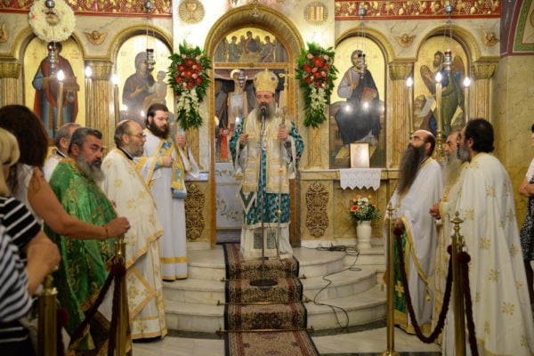 Αγιος Παντελεήμονας: Λαμπρή Εορτή στη Μητρόπολη Πατρών