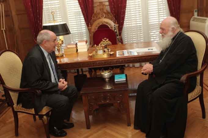 Με πρόεδρο ΕΟΠΥΥ και Τέρενς Κουίκ συναντήθηκε ο Αρχιεπίσκοπος