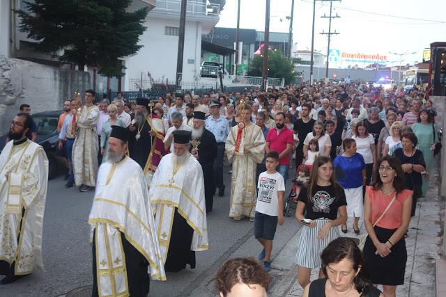 Κατερίνη: Χιλιάδες πιστοί υποδέχθηκαν το ιερό λείψανο του Οσίου Διονυσίου του εν Ολύμπω