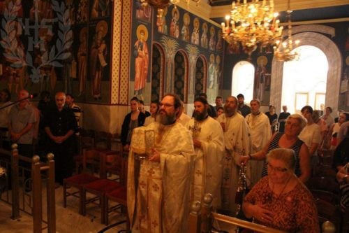 Χειροθεσία Οικονόμου από τον Νεαπόλεως Βαρνάβα