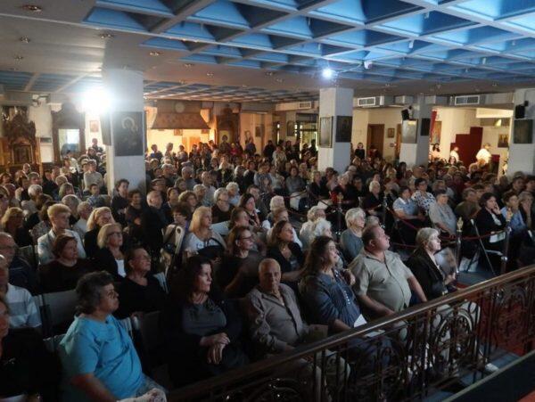 Πλήθος κόσμου στην ομιλία της Ηγουμένης της Μονής του Οσίου Παταπίου Λουτρακίου