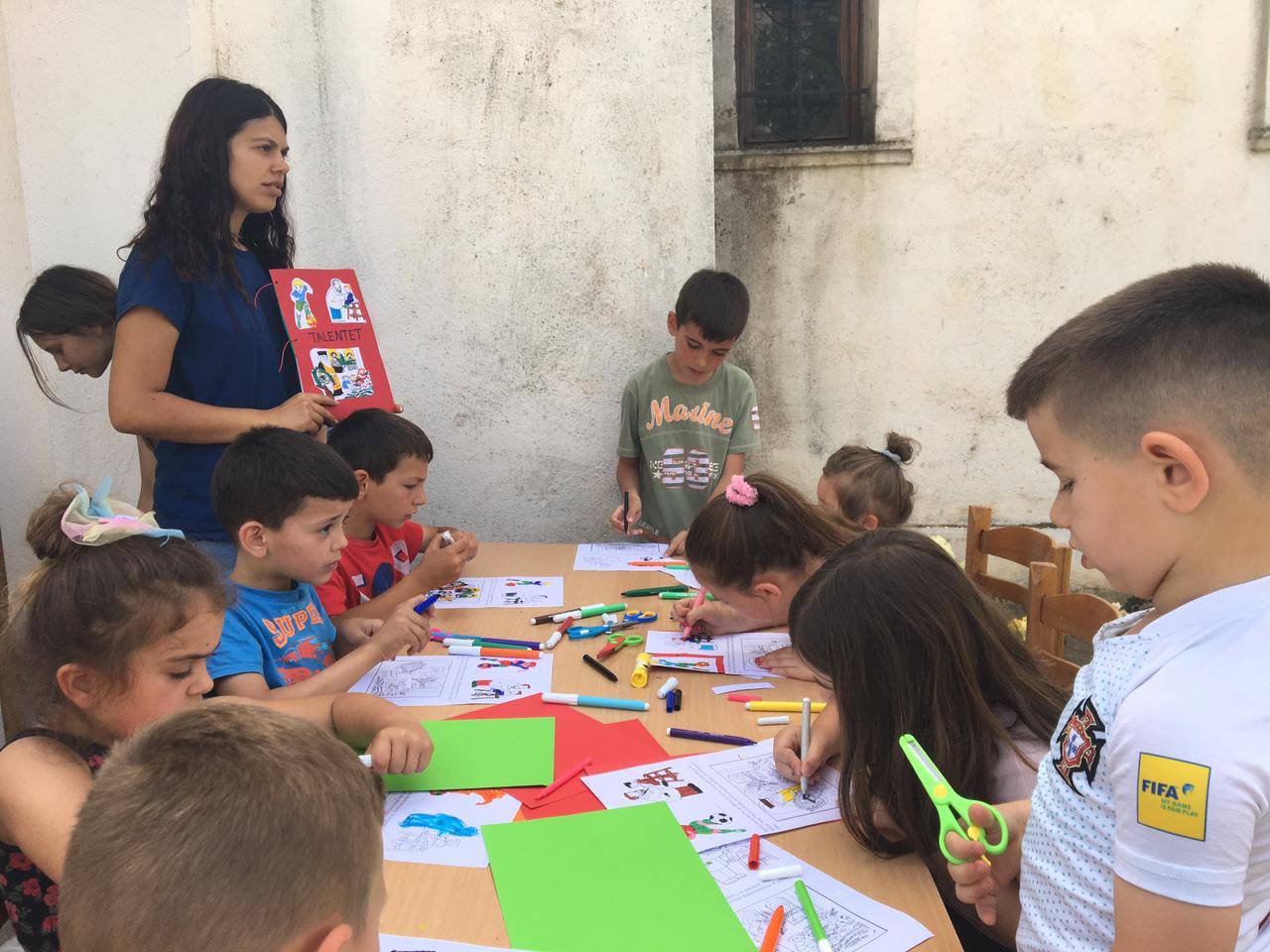 Καταχάρηκαν και ωφελήθηκαν μικρά παιδιά στην κατασκήνωση Αλβανίας