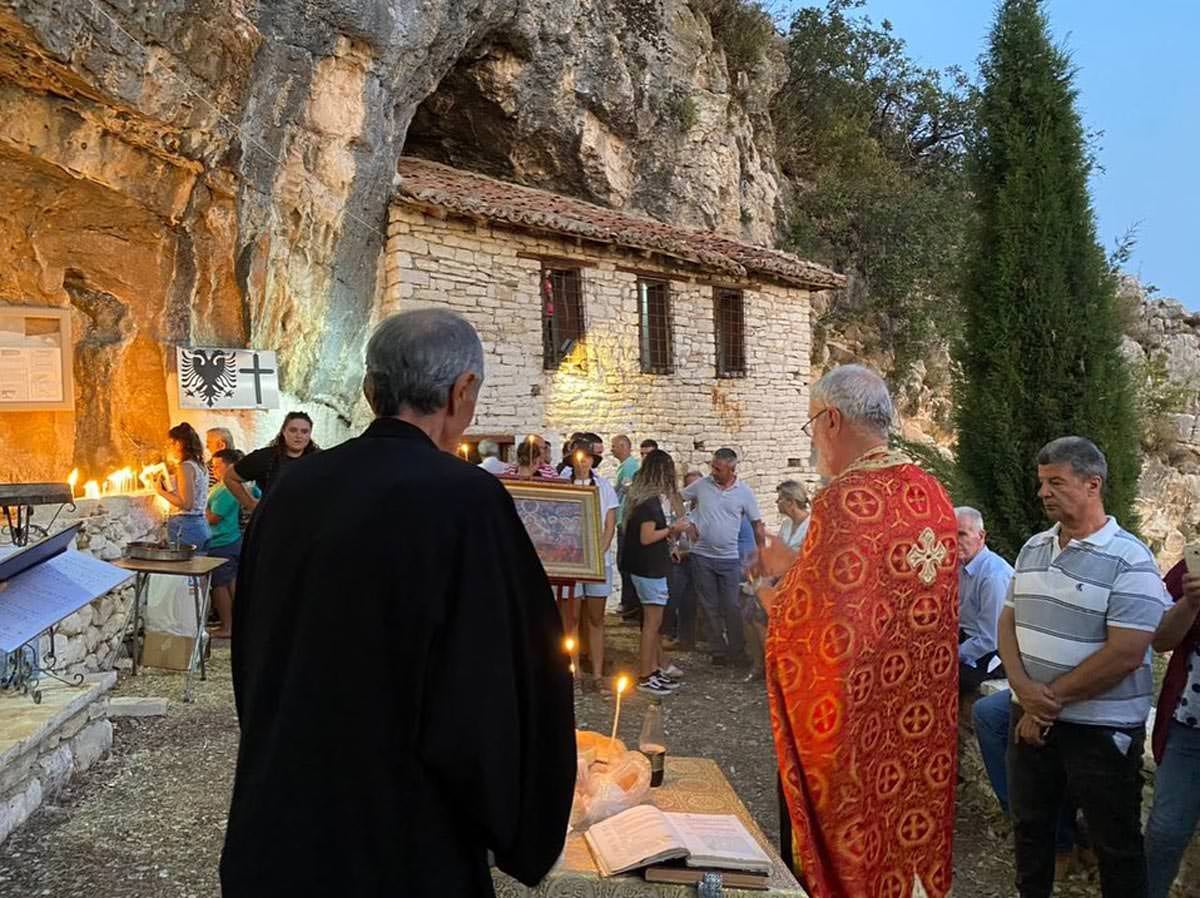Κοίμηση της Θεοτόκου Εκκλησία Αλβανίας