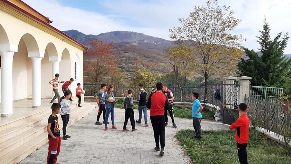 Κατηχητικά και στα πιο απομακρυσμένα χωριά της Αλβανίας