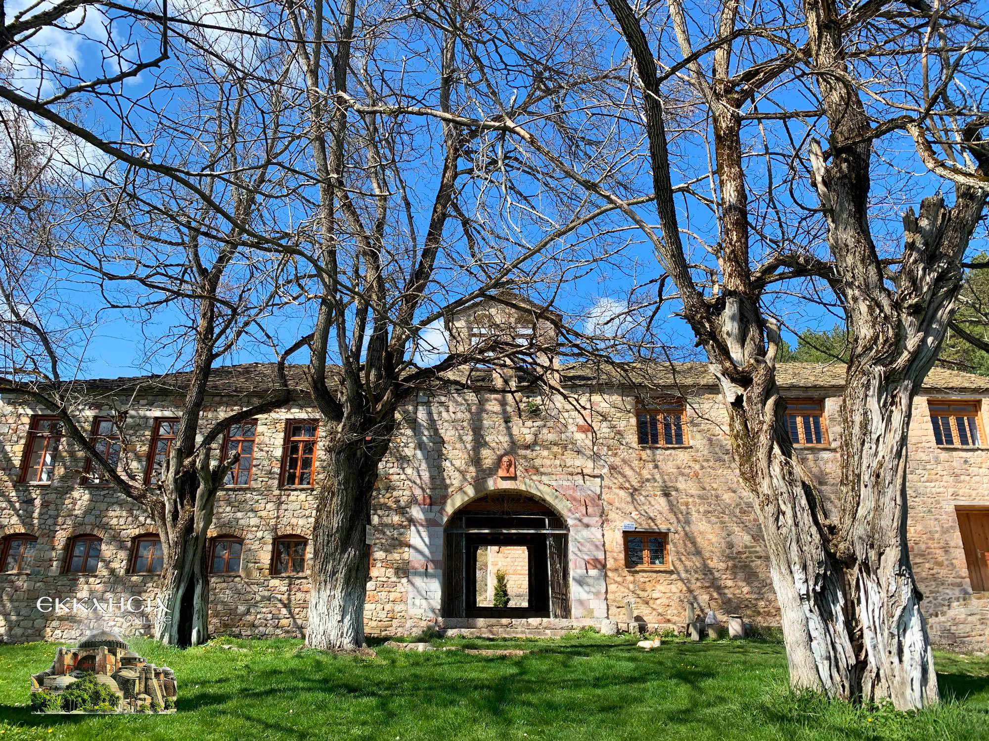 Ιστορικό Μοναστήρι του Αγίου Ιωάννου του Προδρόμου στη Μοσχόπολη Κορυτσάς