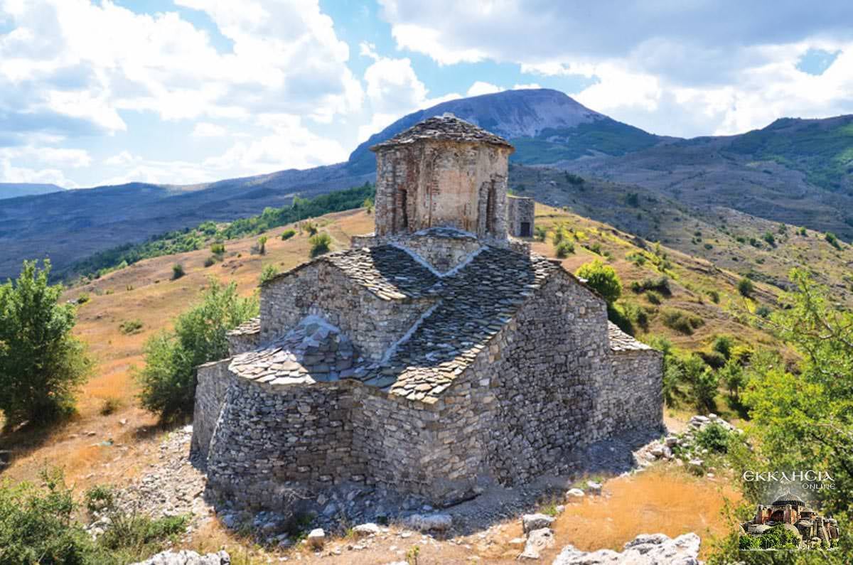 Βυζαντινός ναός της Αγίας Τριάδος στην Οπάρ Κορυτσάς