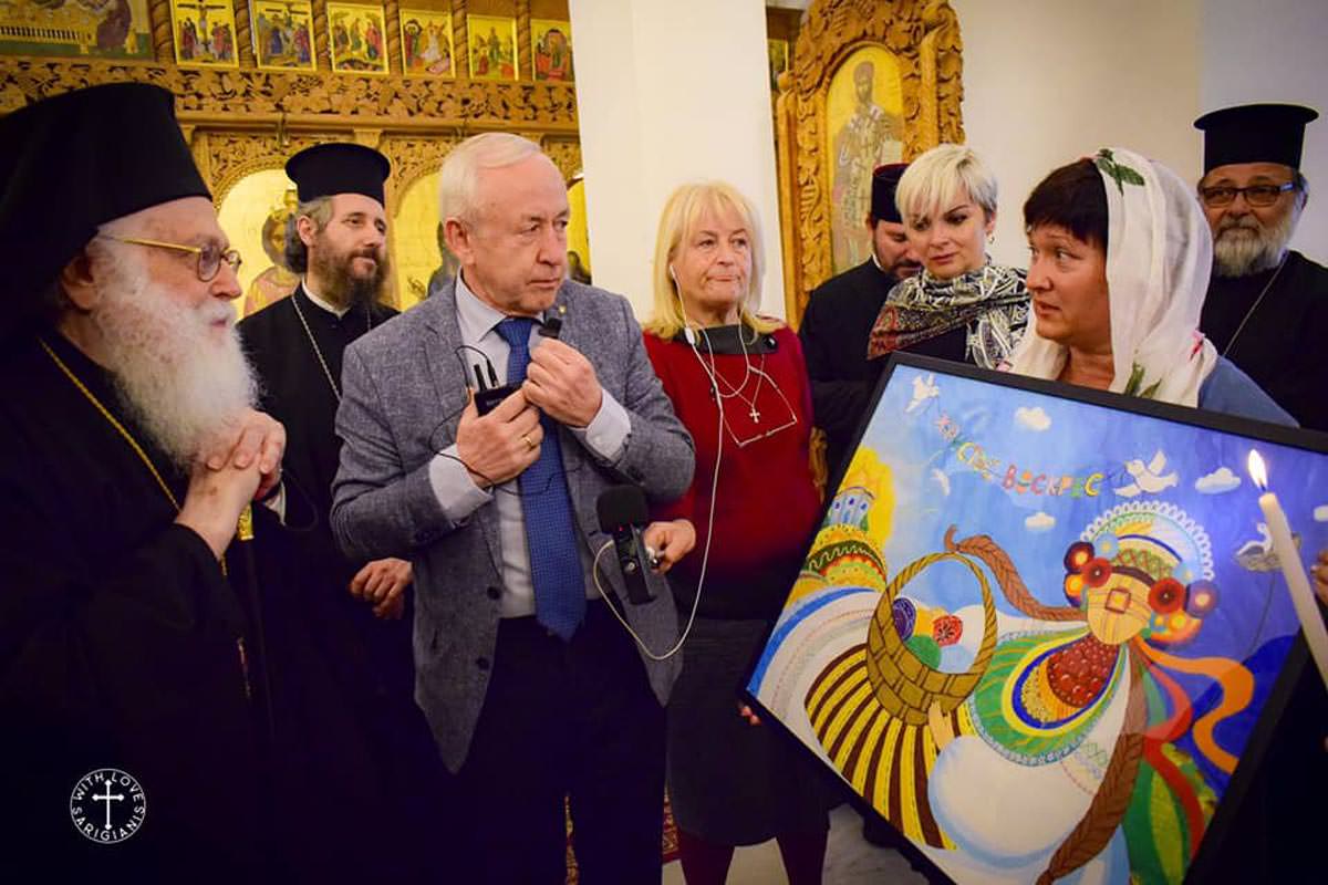 Ο Αρχιεπίσκοπος Αναστάσιος υποδέχθηκε Ουκρανούς πρόσφυγες Αλβανία