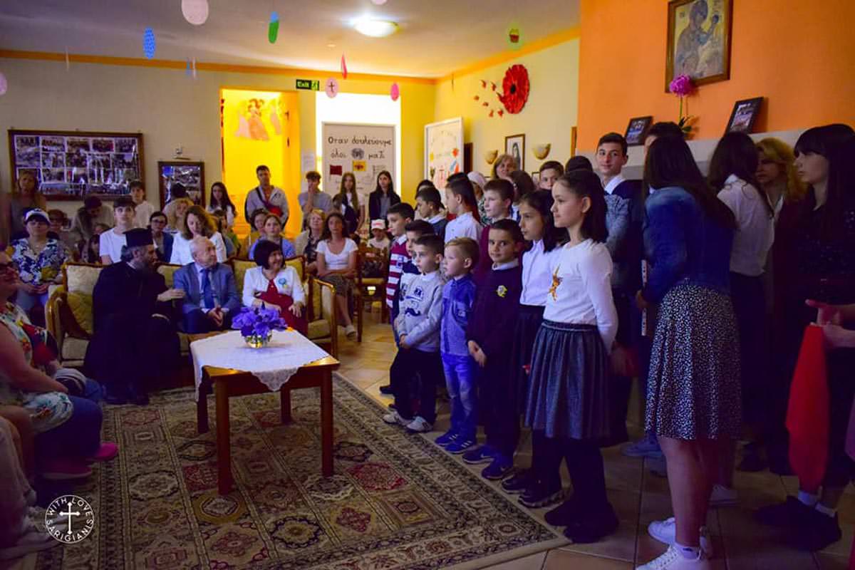 Αναστάσιος υποδέχθηκε Ουκρανούς πρόσφυγες Αλβανία