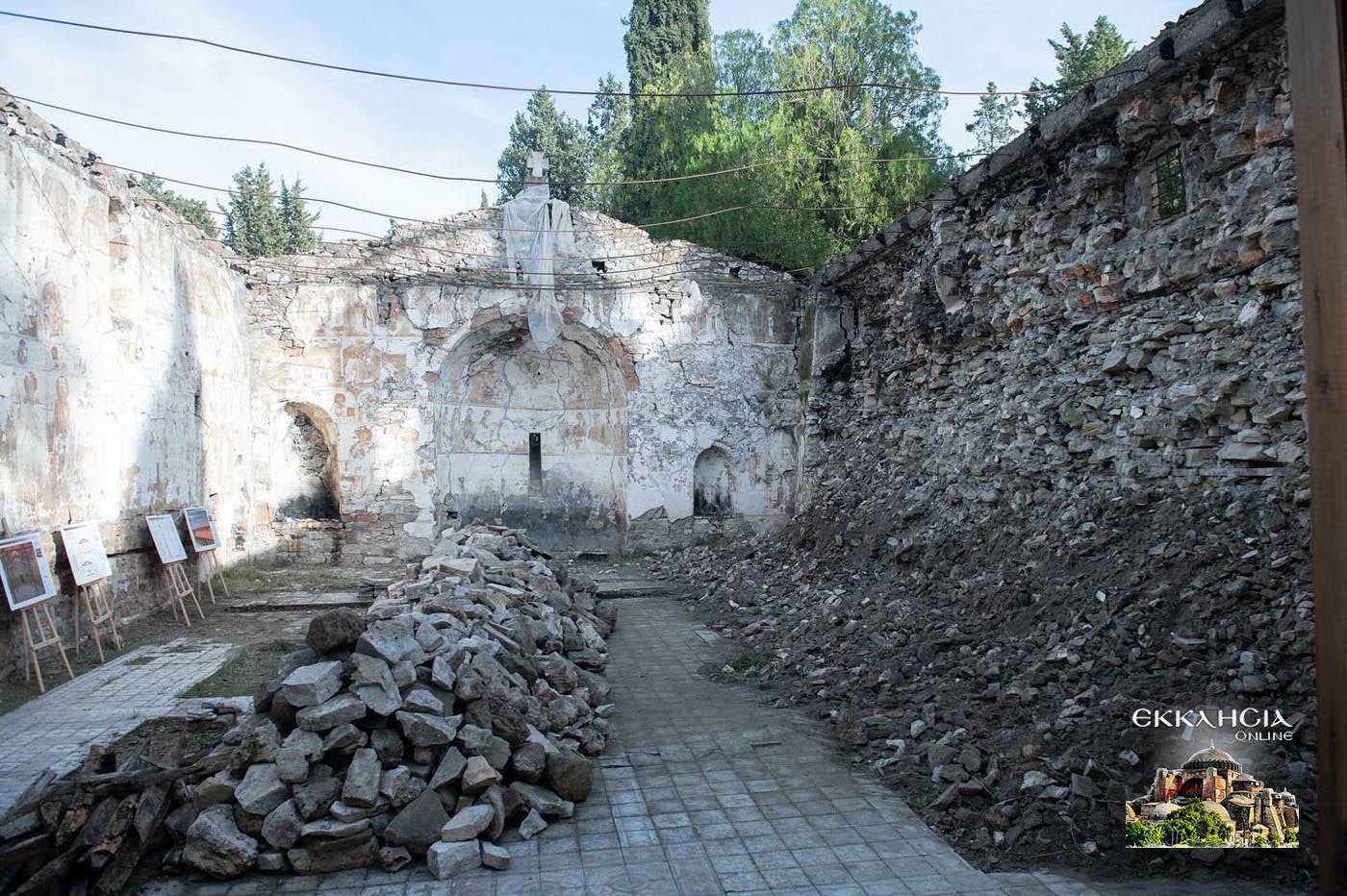 Ναός στην Κοζάρα του Βερατίου Αλβανίας