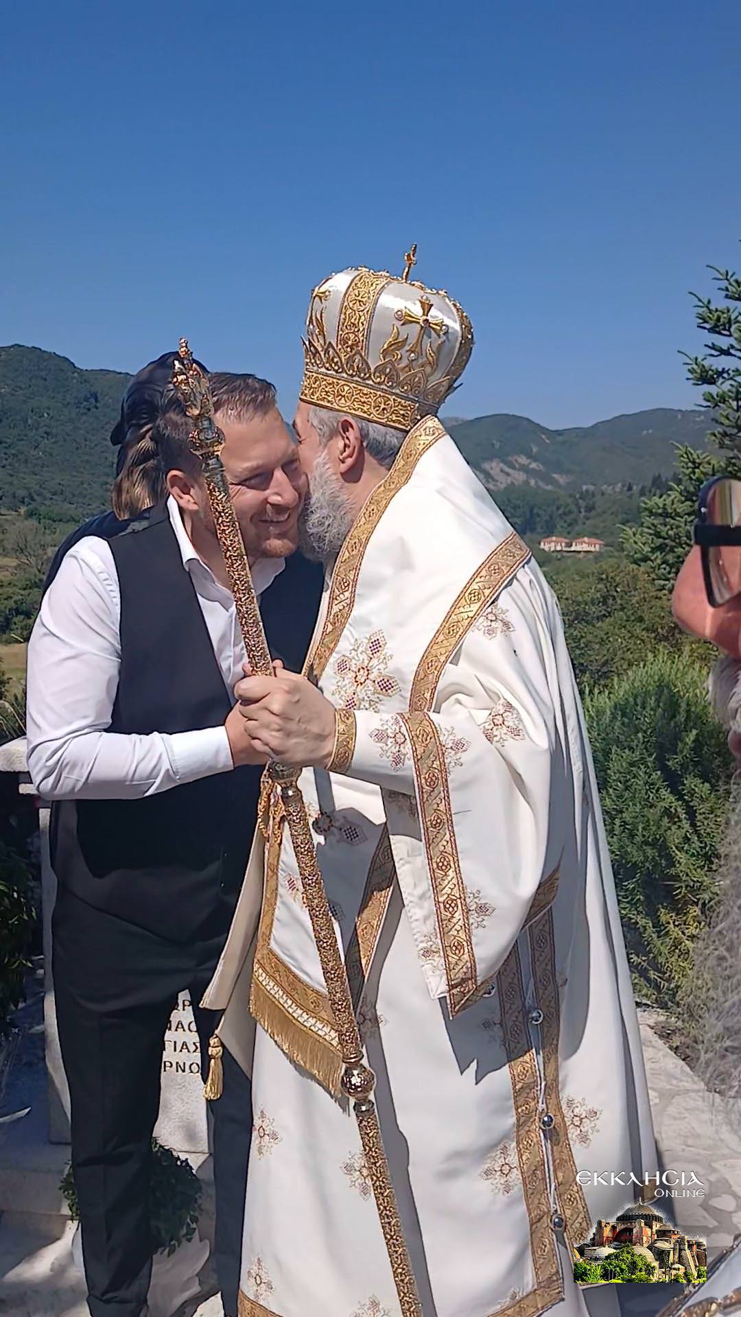 Σεβασμιώτατος Μητροπολίτης Γόρτυνος και Μεγαλοπόλεως κ.κ. Νικηφόρος και Ευάγγελος Τύμπας